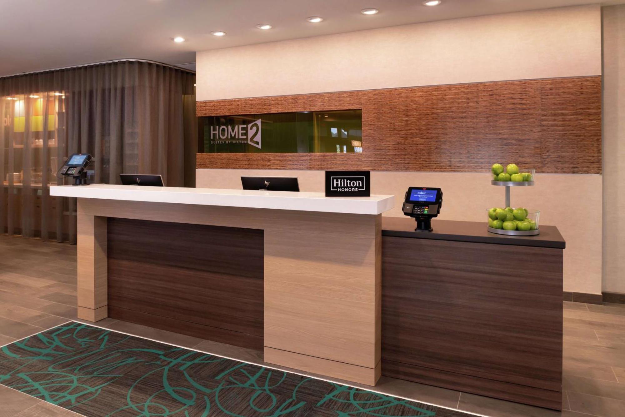 新奥尔巴尼哥伦布希尔顿惠庭酒店 New Albany 外观 照片